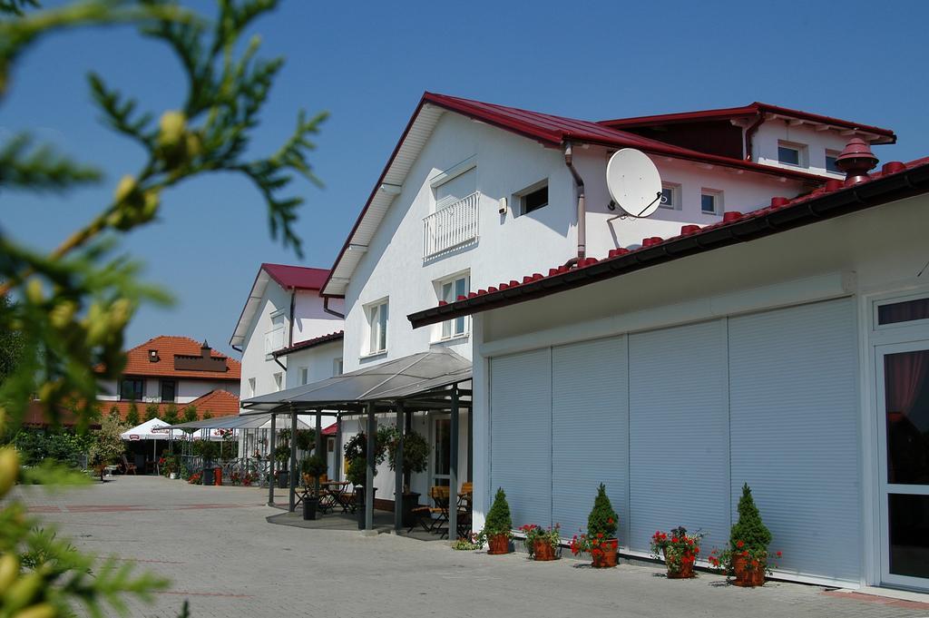 Hotel Restauracja Malopolska Jasło Eksteriør bilde